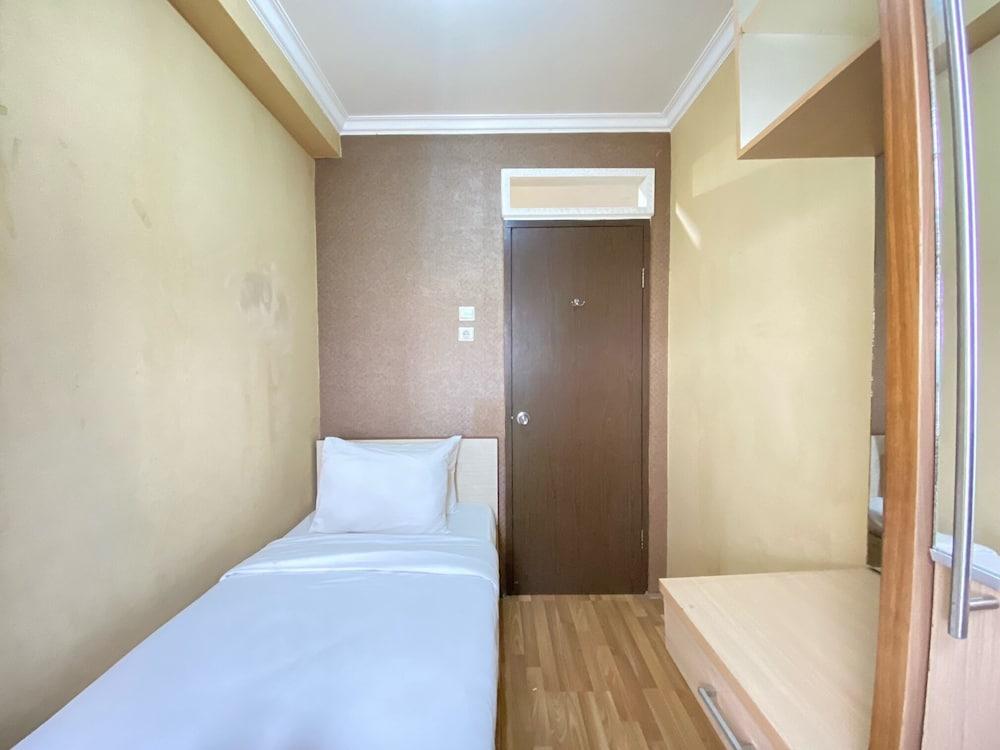 Cozy 2Br Apartment At Suites @ Metro