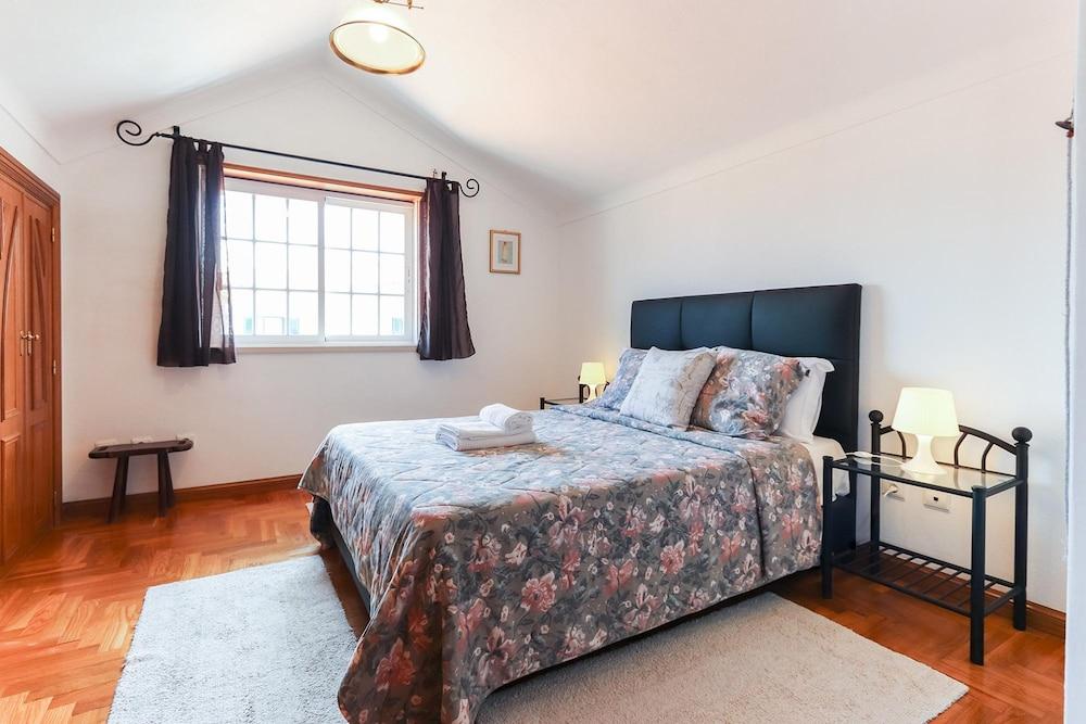 Guincho Garden Villa II by Homing