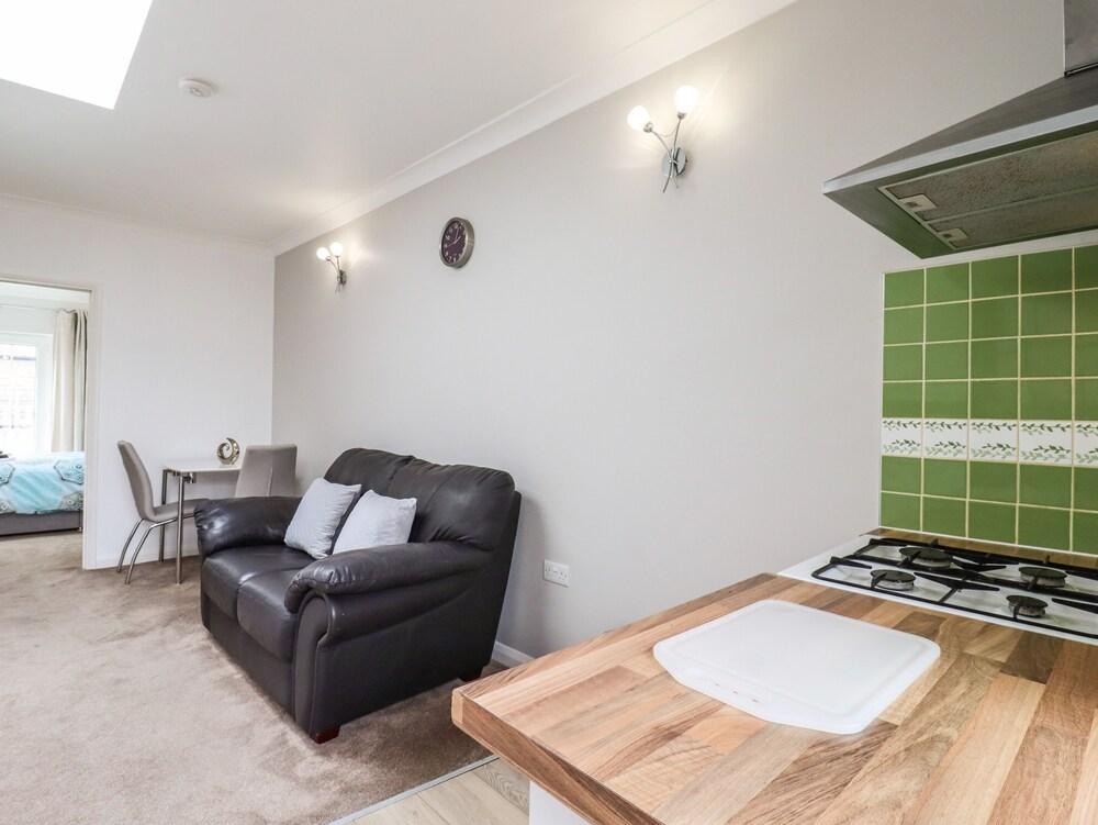 493 Little Wakering Road