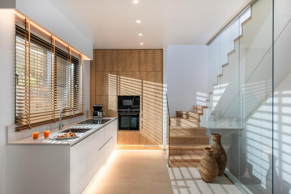 Made By The Sea Villa 4