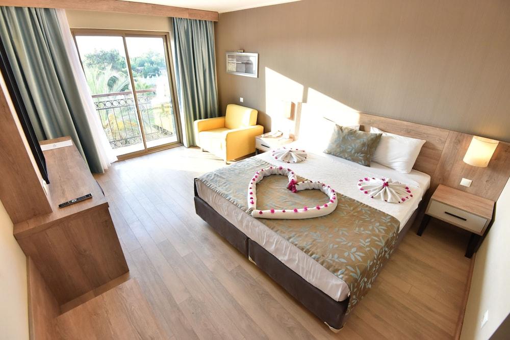 Lucida Beach Hotel - Ultra All Inclusive