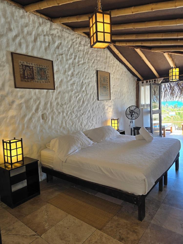 Hotel Las Cabañas de Antica