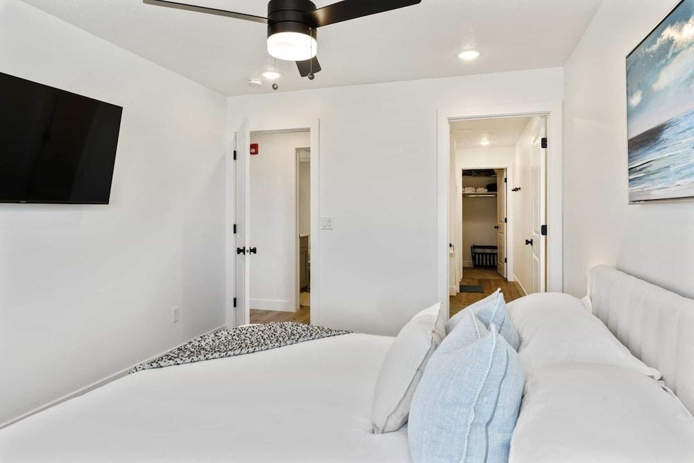 Coconut Cove #102 by RedAwning