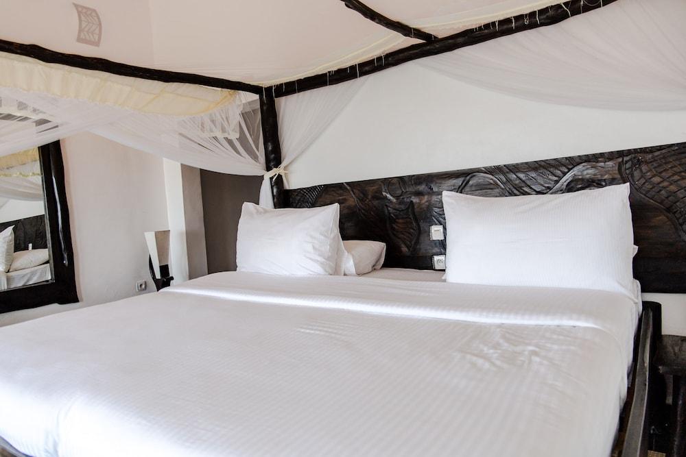 Room in Lodge - Rushel Kivu Resort Ltd