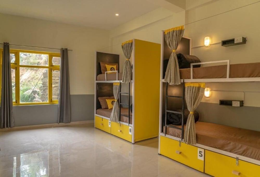 The Hosteller Kareri