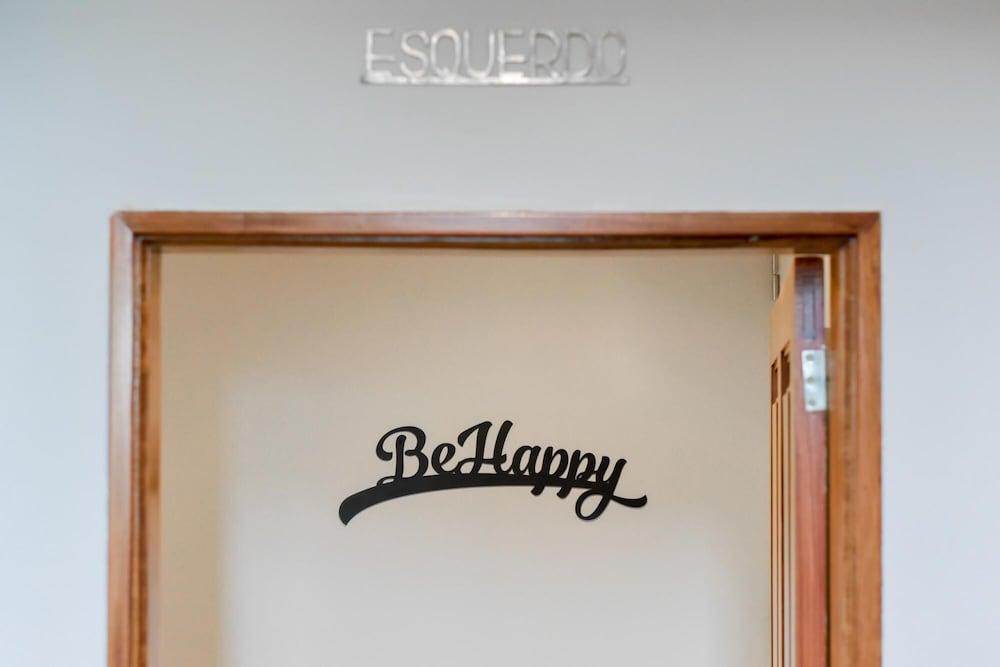 Feel Porto Merlot Townhouse