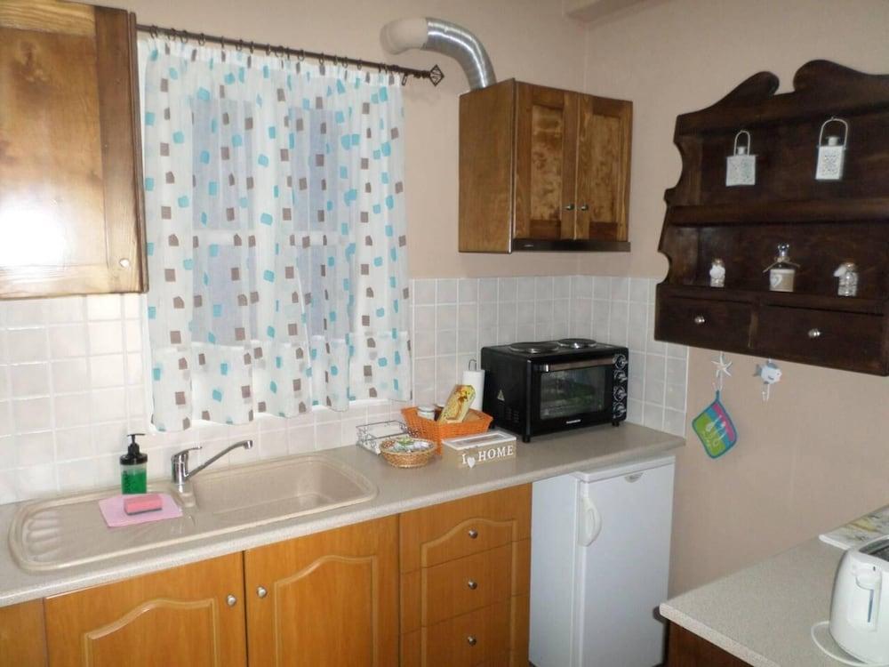 Santorious Family Apartment