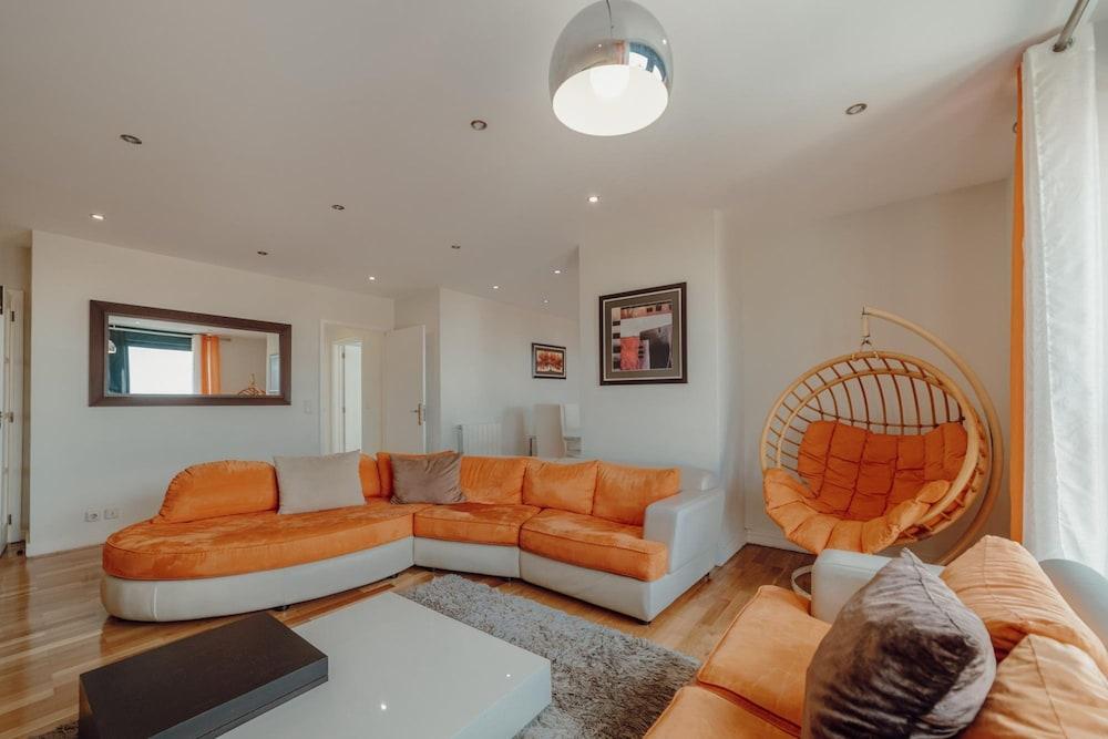 Downtown Grand Tower View by Vacationy