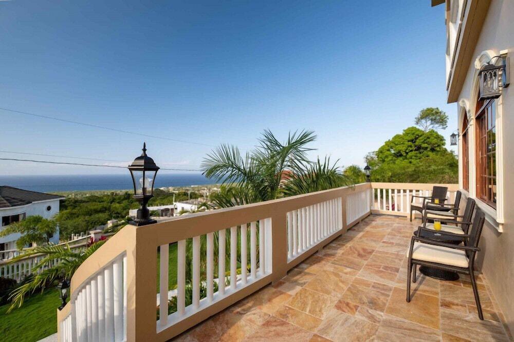 Villa De-Luxe Paradise