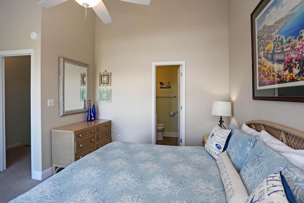 Barrier Dunes 215 - 32