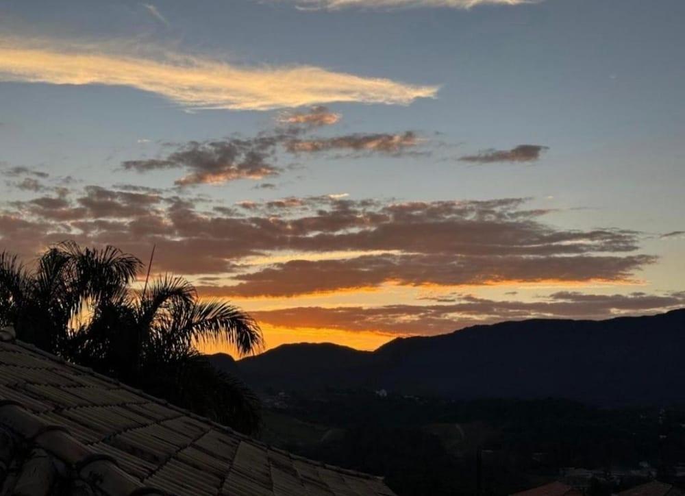 Pouso das Flores - Próximo a Maria Fumaça