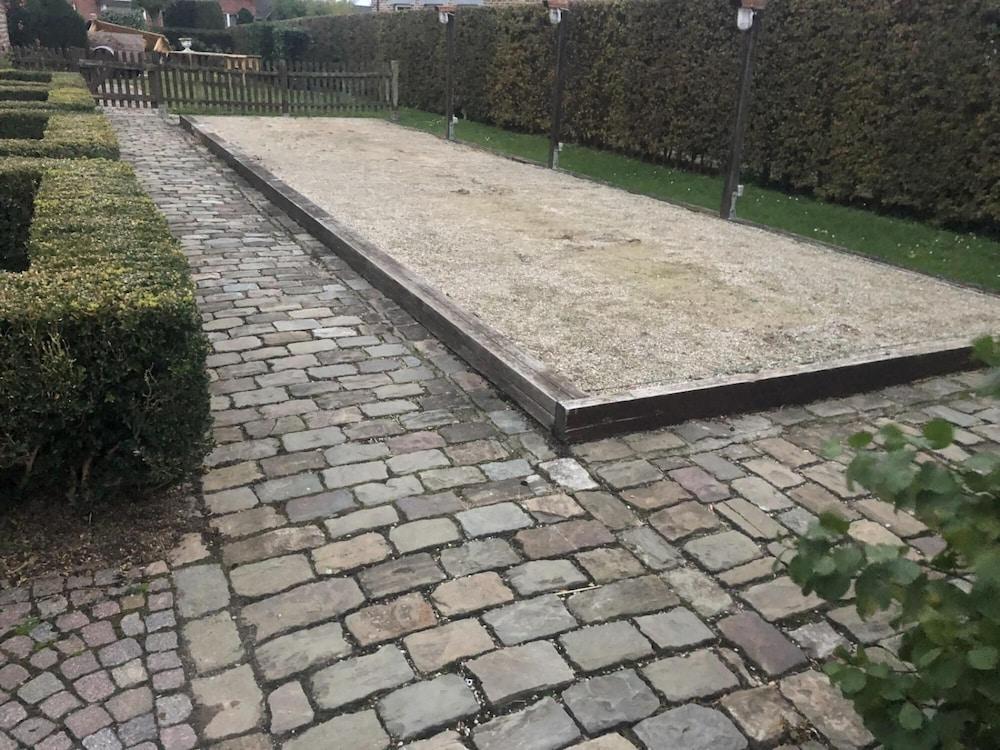 Villa de Poothoeve With Sauna and Beautiful Garden