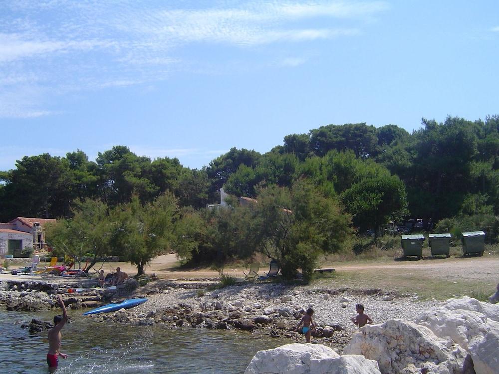 Apartment 2 Near the sea