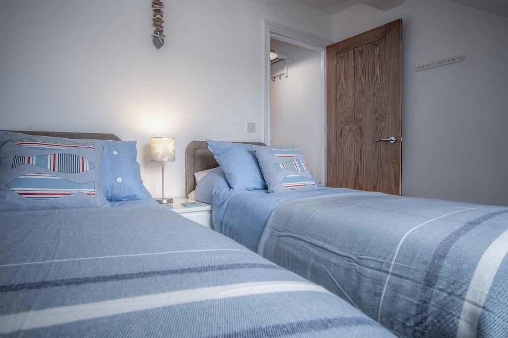 Ramsey Apartment - 2 Bedroom - Tenby