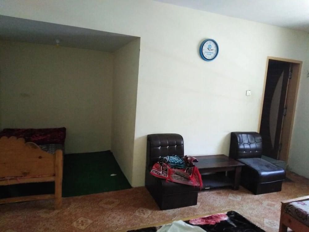 Green City Hotel And Restaurant