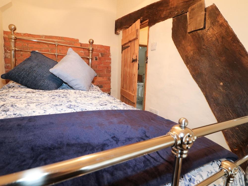 Hobson's Cottage 10 Main Street