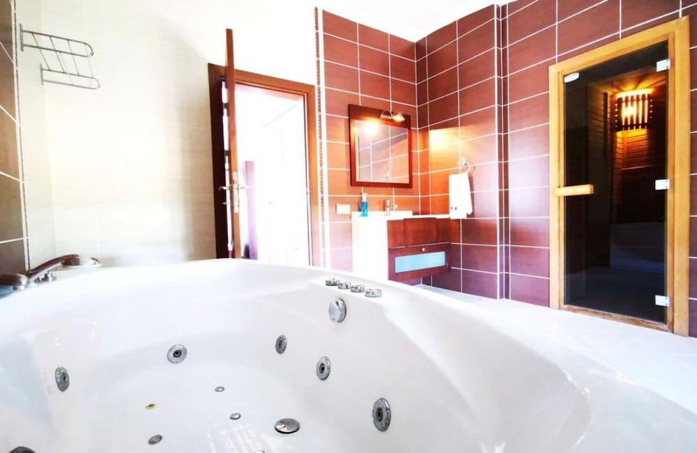 Impressive Villa With Private Pool in Antalya