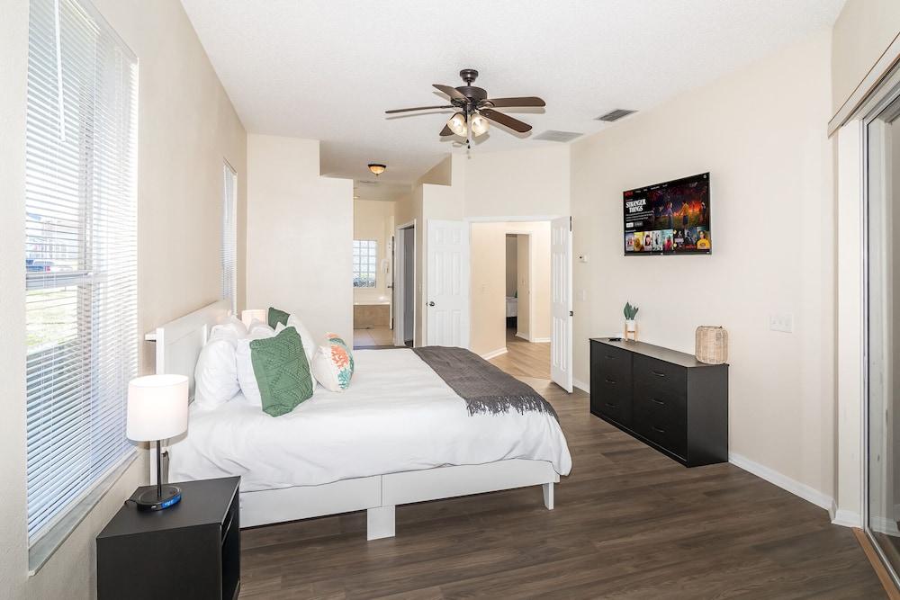 Memories at Bloomingdale Drive