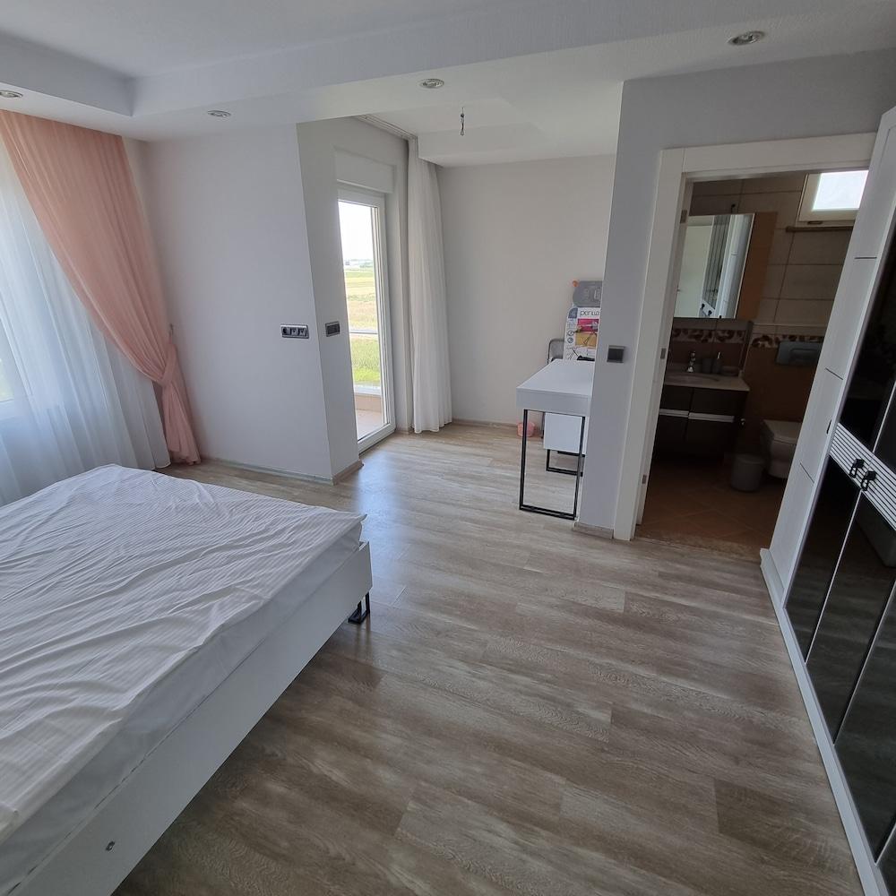 River Park Residence Lara