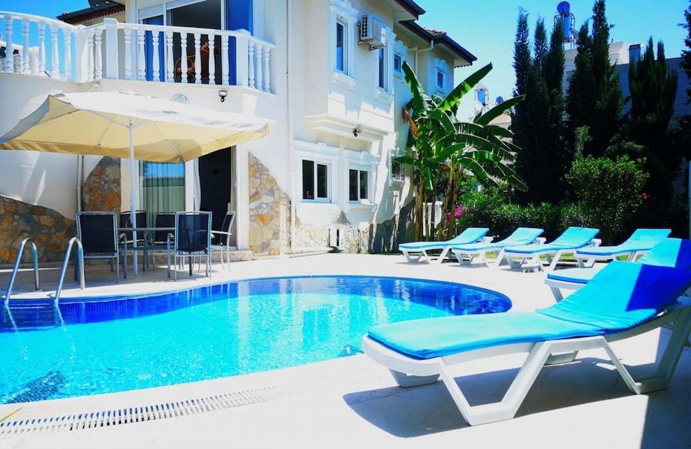 Charming Villa With Private Pool in Antalya