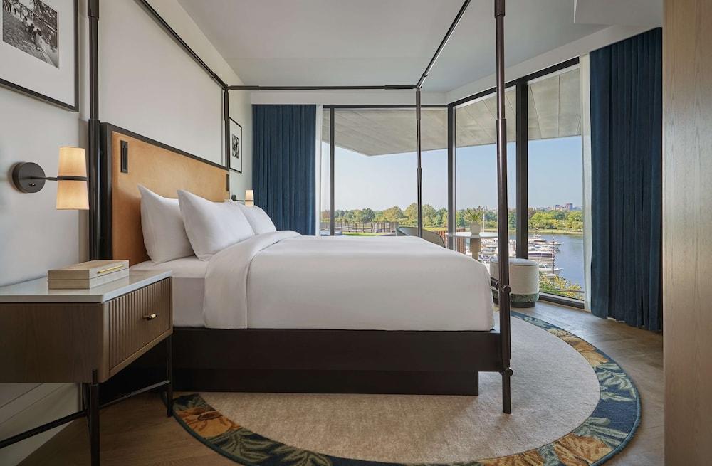 Pendry Washington DC - The Wharf