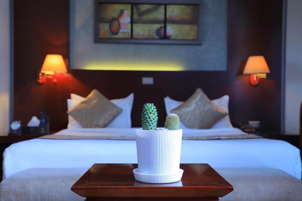 Sidra International Hotel