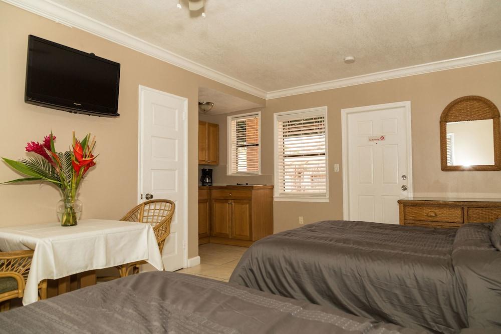 Riptide Oceanfront Hotel