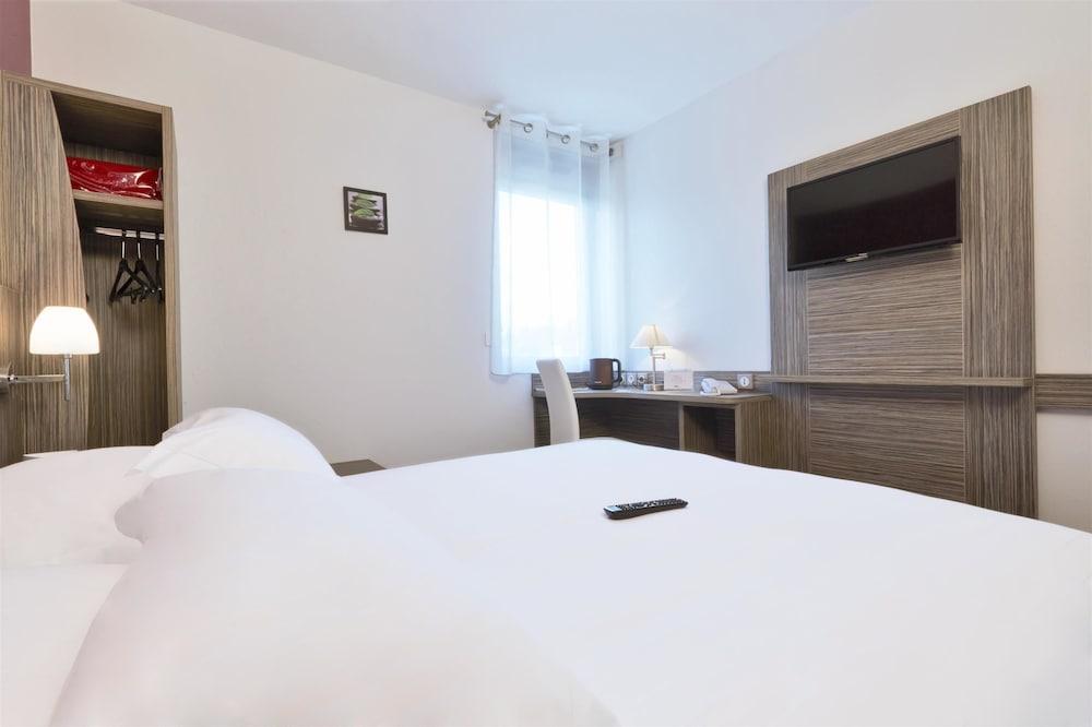 Kyriad Saint Chely d'Apcher - Aire de la Lozère