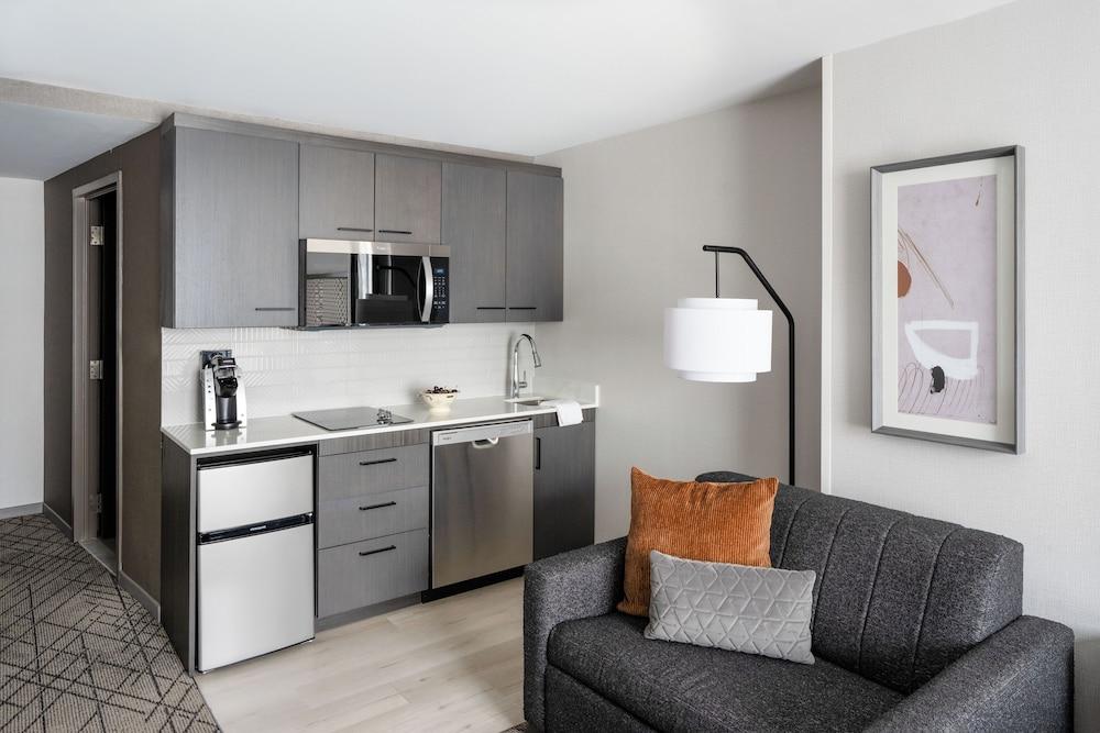 Hyatt House Washington DC / Downtown / Convention Center