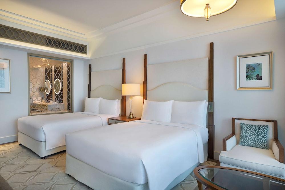 Waldorf Astoria Dubai Palm Jumeirah