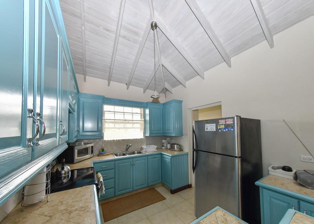 Best E Villas Providence