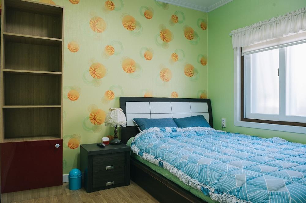 We Guest House - Hostel