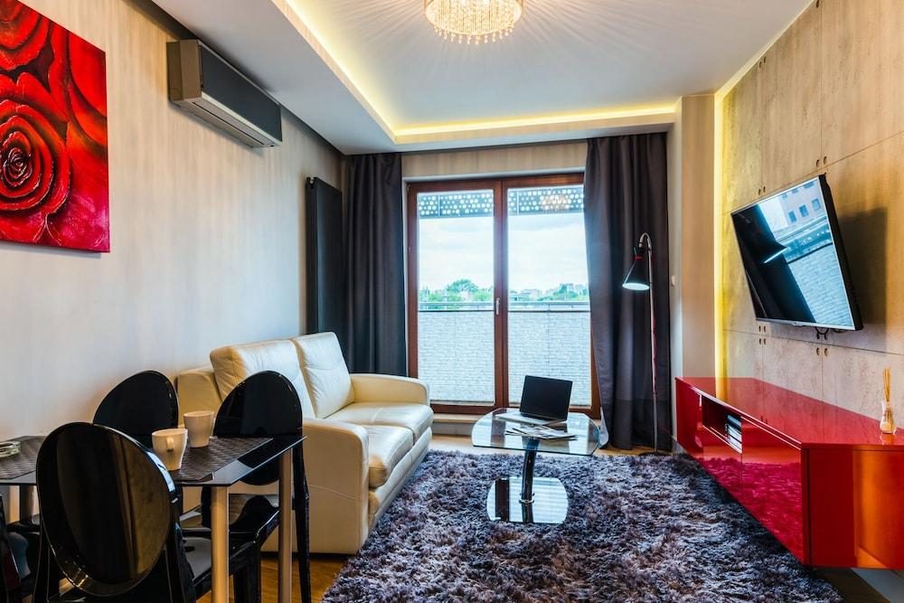 Oxygen Central Apartments