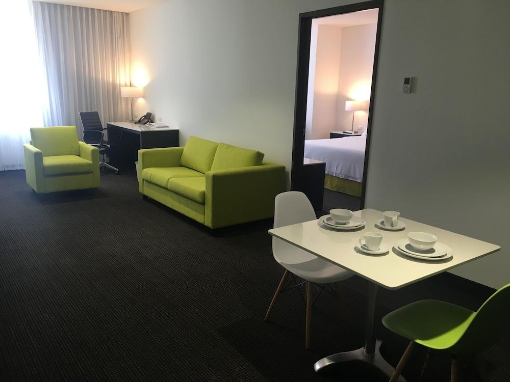 Holiday Inn Express Hotel & Suites Puebla Angelopolis by IHG