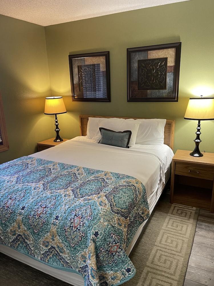 Caribbean Club Resort