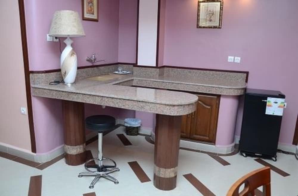 Hôtel les Ambassadeurs