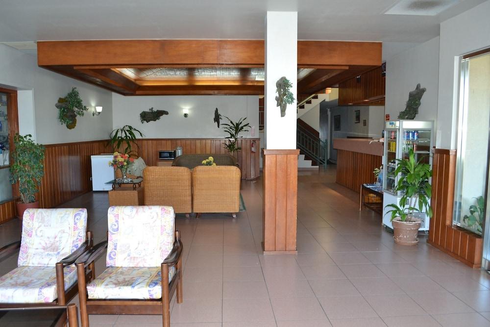 West Plaza Hotel Downtown