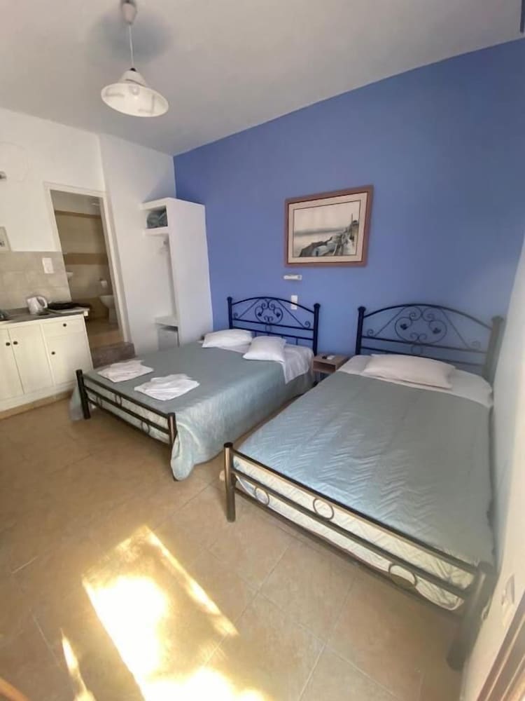 Stella Nomikou Apartments