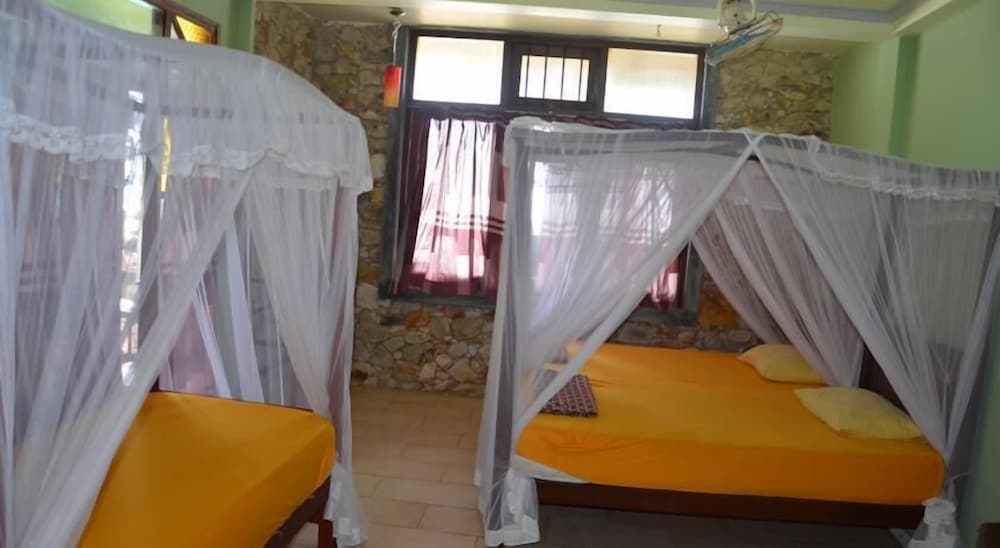 Time N Tide Beach Resort