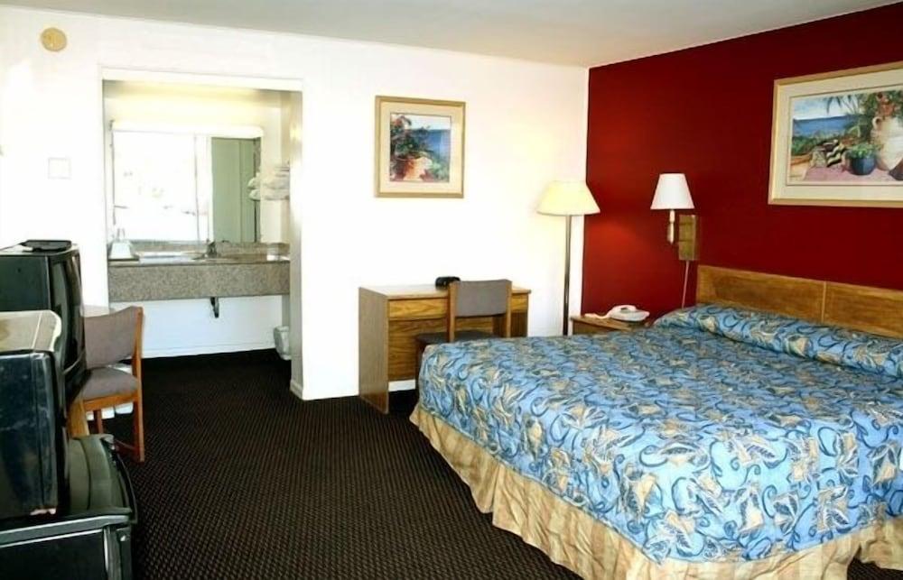 Scottish Inn Jacksonville Downtown