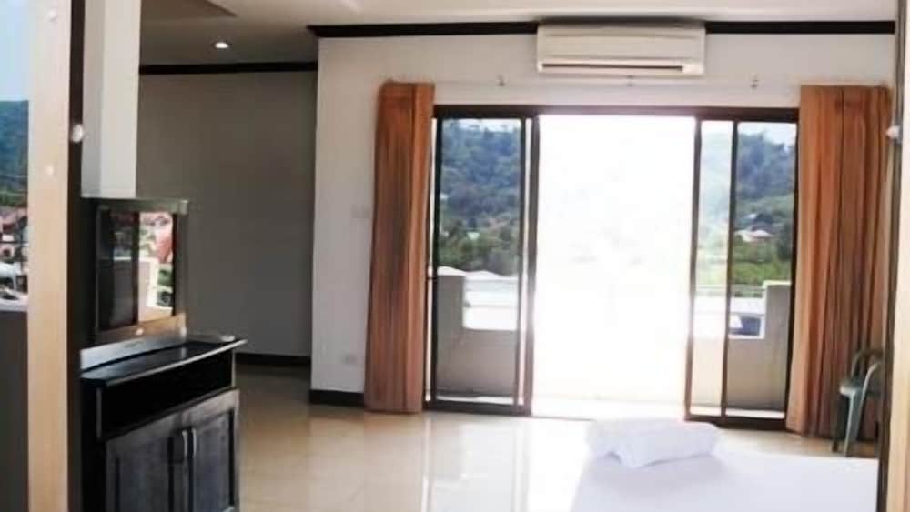 Kamala Phuyai Resort