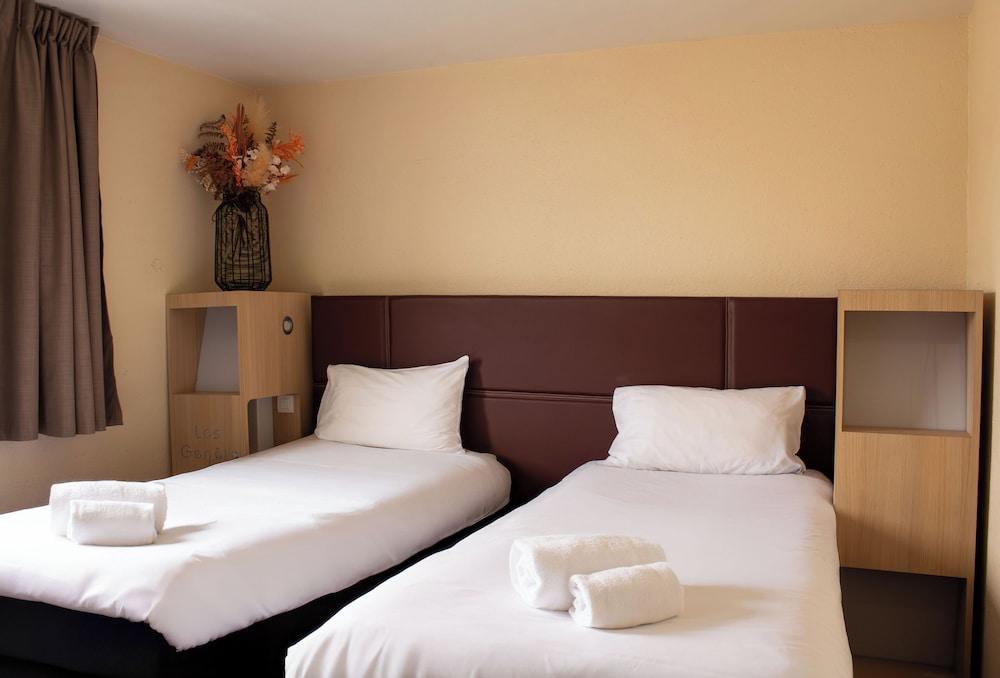 Hôtel les Genêts Bayonne