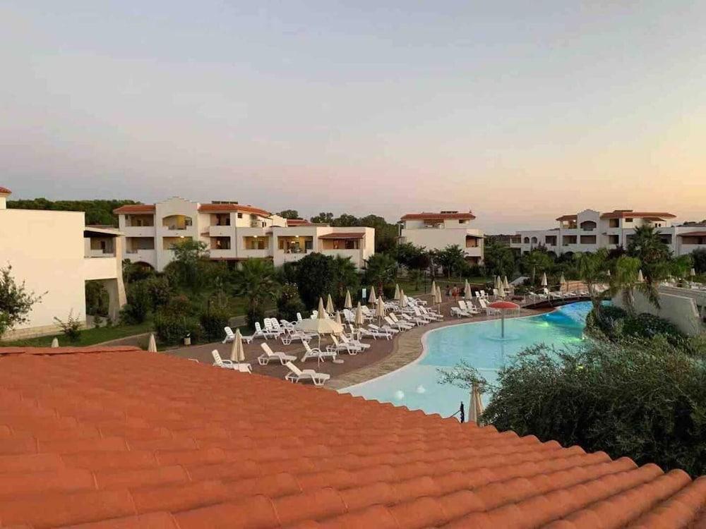 Italian Beach Resort Apartment