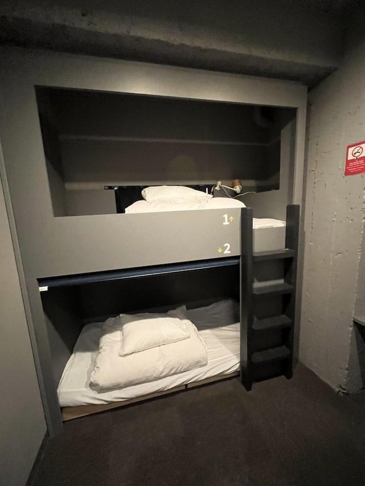 Rhodes Otsuka Hotel - Hostel