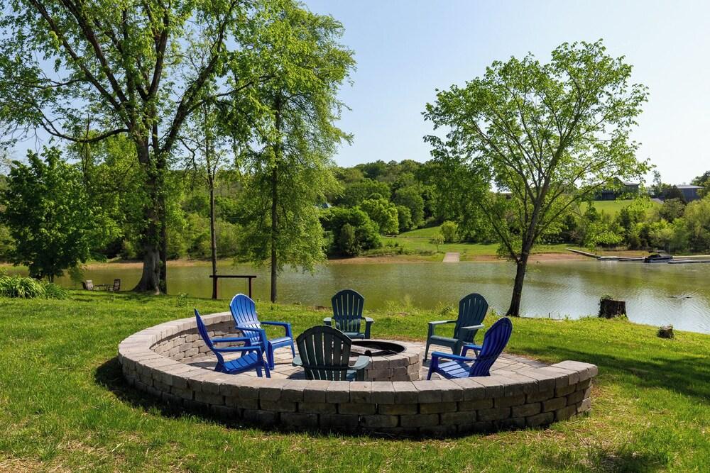 Sunrise Cove by Jackson Mountain Rentals