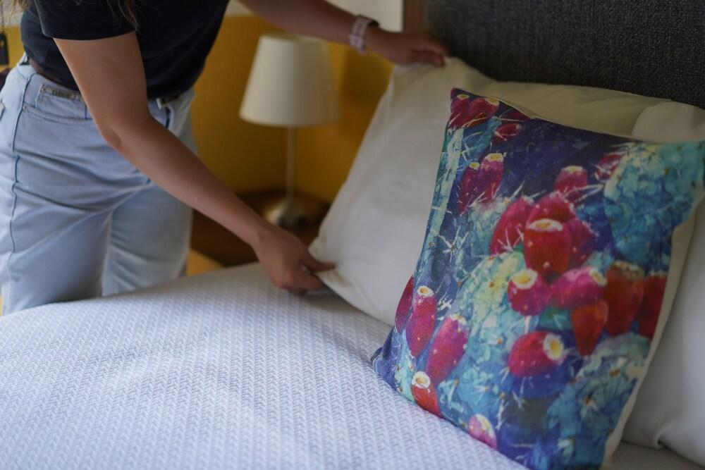 HOTEL CASA DE LAS FLORES