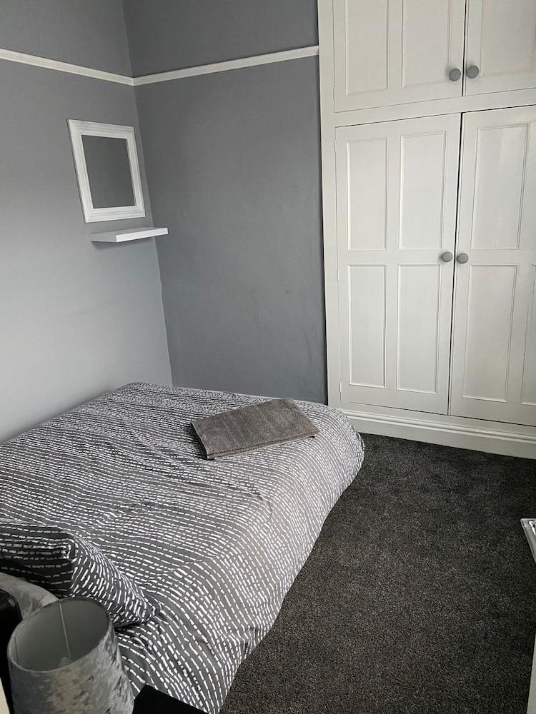 St Pauls Rd - Townhouse Accommodation