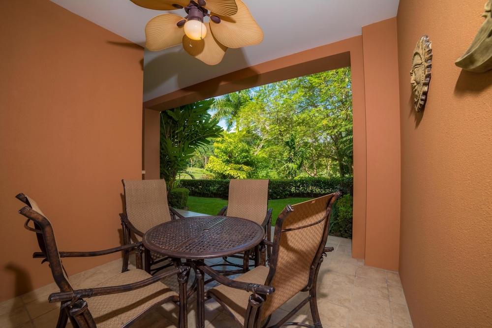 Veranda 4F - 2 bdr -2 Bath