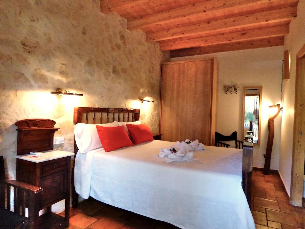 La Pérgola Habitaciones Rústicas