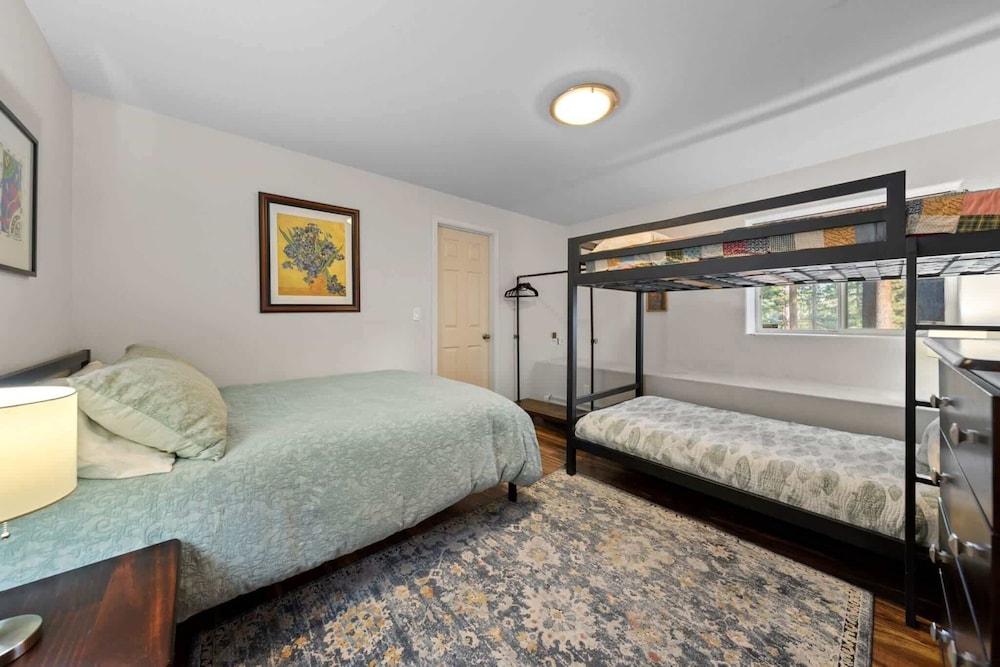 Tranquil Tumbleweed Close to Skiing & More!